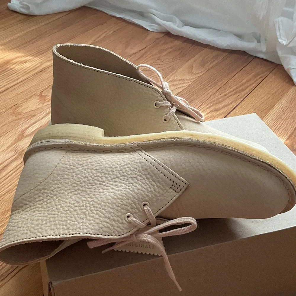 Clarks Originals Women’s Leather Chukka Desert Boots 8.5 - Picture 3 of 8